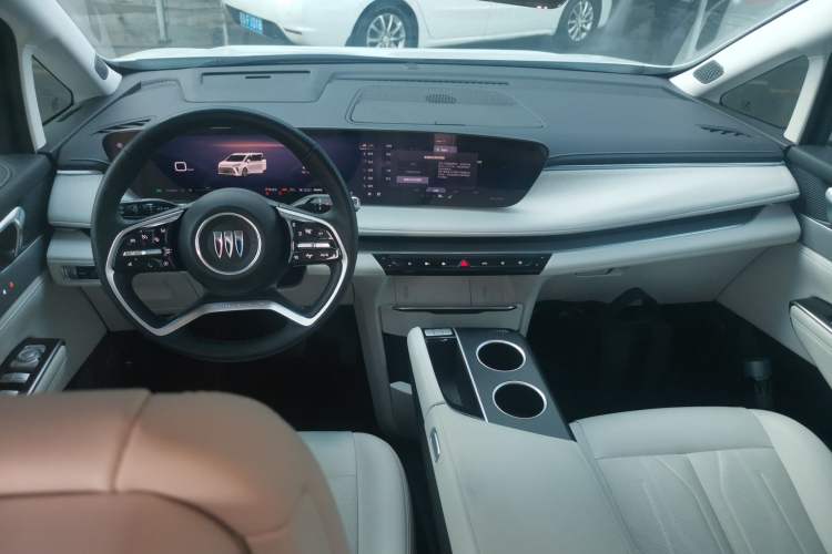 Used Buick GL8 New Energy 2024 Lu Zun Deluxe Edition 7-Seater
