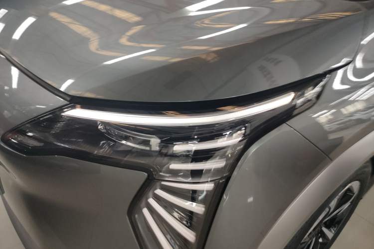 Used AION Y 2023 Younger Star Edition