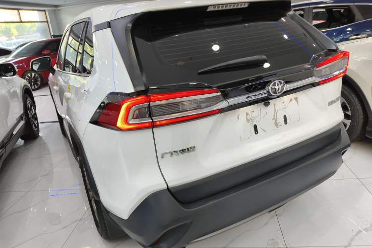 Used Toyota Wildlander 2023 2.0L CVT Two-Wheel Drive Leading Edition
