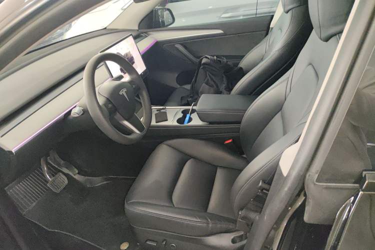 Used Tesla Model Y 2023 Rear-Wheel-Drive Version