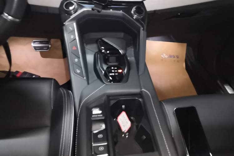 Used Lynk & Co 06 2021 1.5T Shero Pink Special Edition
