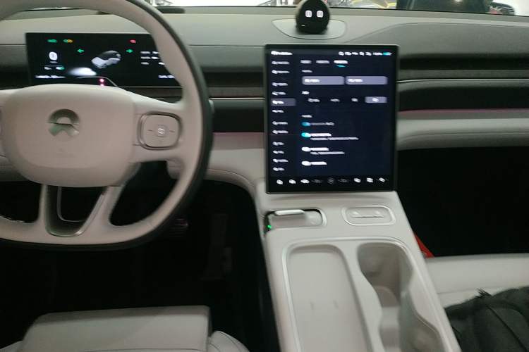 Used Nio ES6 2024 75 kWh