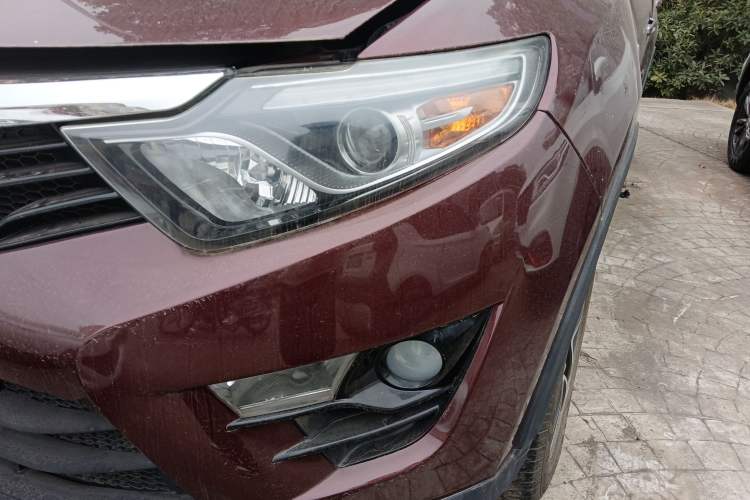 Used Soueast DX7 2015 1.5T Automatic Luxury Model