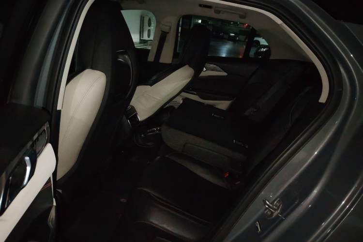 Used Lynk & Co 02 2018 1.5T DCT Two-Wheel Drive Zhaopu Version China V Standard
