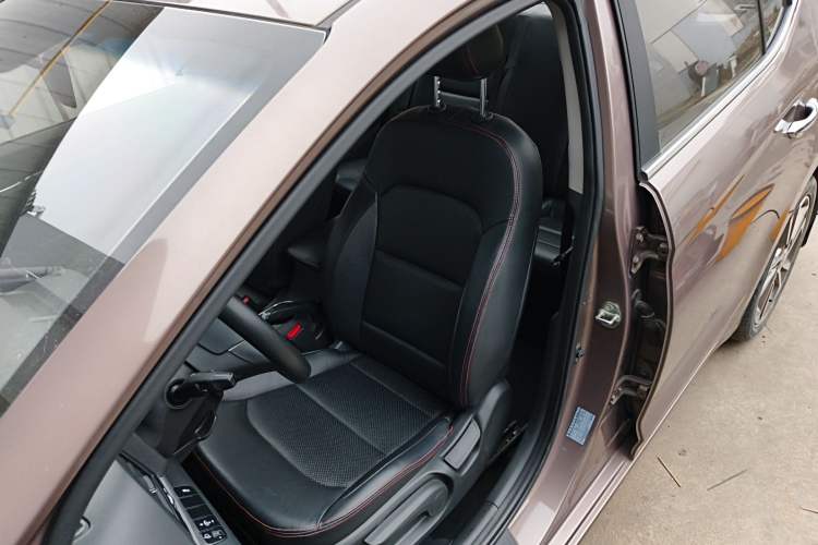 Used Hyundai Elantra 2016 1.6L Automatic ZhiXuan – Elite Version