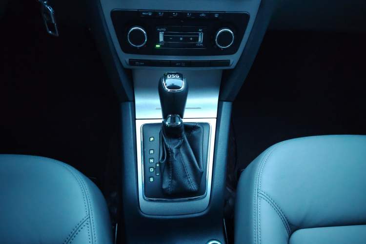 Used Skoda Octavia 2014 1.8TSI DSG Yijun Edition