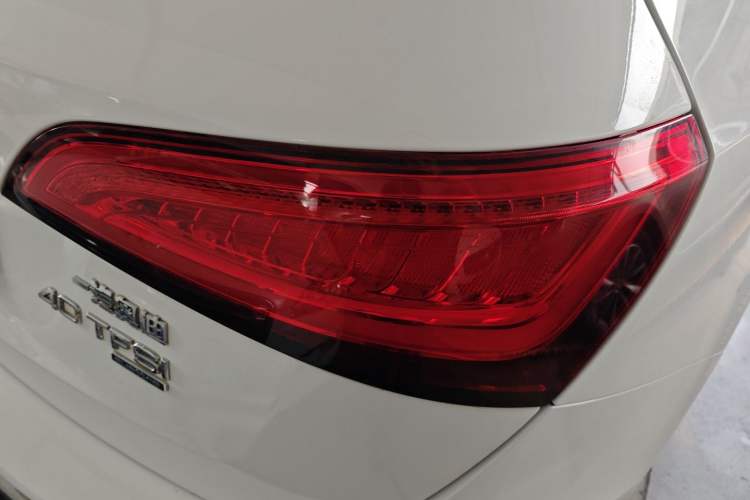 Used Audi Q5 2015 40 TFSI Technology Edition
