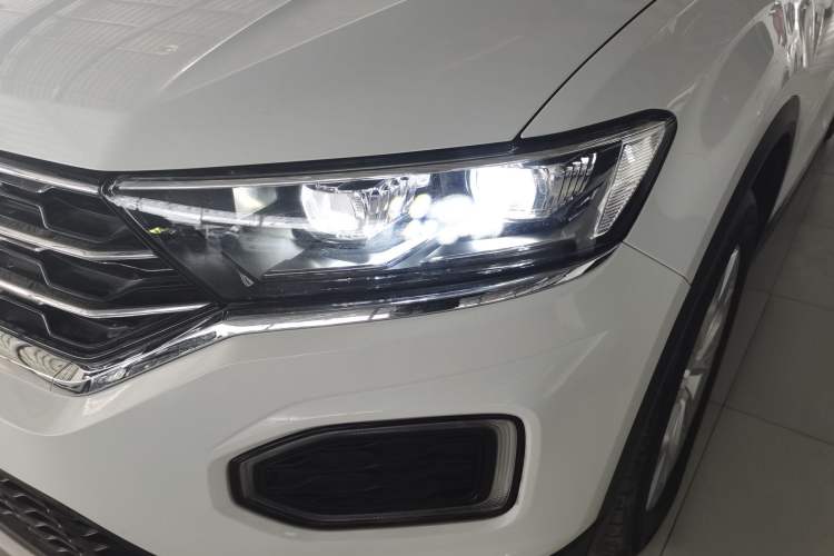 Used Volkswagen T-ROC 2021 280TSI DSG Two-Wheel Drive Elite Connect Edition
