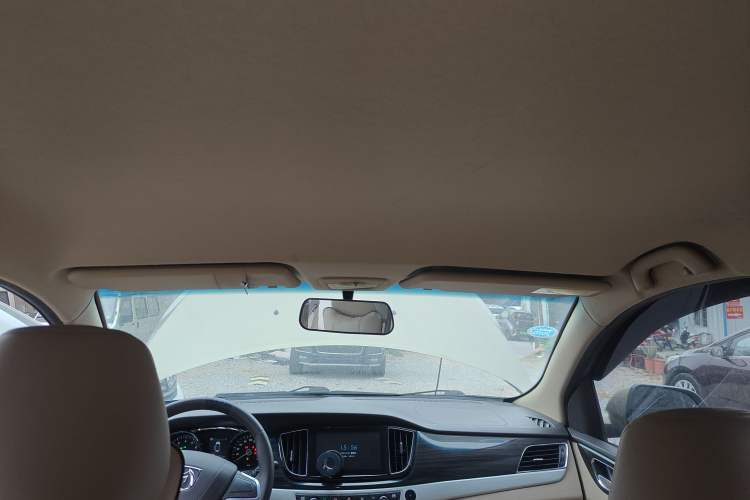 Used Baojun 730 2016 1.5L Manual Comfort Version 7 Seats China V Emission Standard