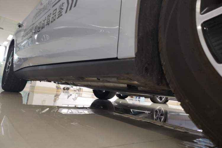 Used BYD Qin L 2025 DM-i Smart Drive 120KM Superior Model
