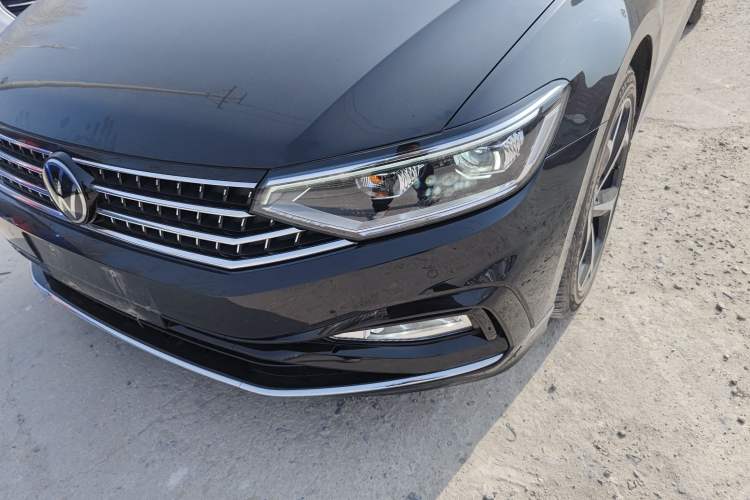 Used Volkswagen Magotan 2023 2 Million Units Commemorative Edition 330TSI DSG Luxury Version