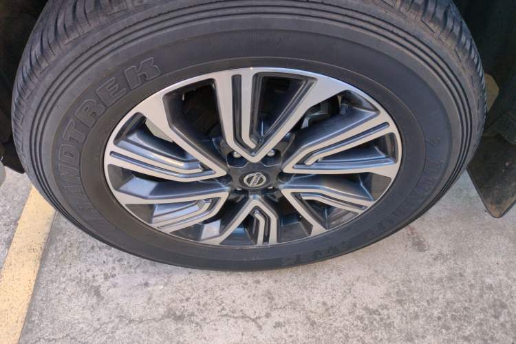 Used Nissan Terra 2020 2.5L XL Upper 4WD Automatic Four-Wheel Drive Luxury Edition
