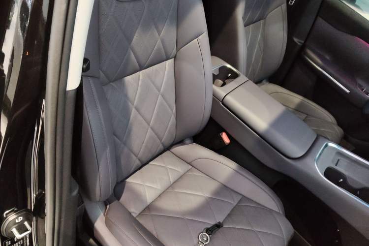 Used Leapmotor C16 2026 Pure Electric 630 LiDAR Zhizun Edition 5 Seats