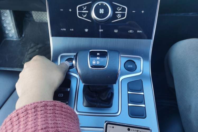 Used Hongqi H5 2022 Classic Model Facelift 1.5T DCT Qiyun Edition
