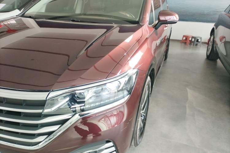 Used Volkswagen Viloran 2023 330TSI Luxury Edition
