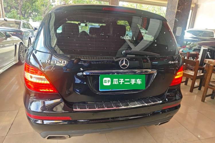 Used Mercedes-Benz R-Class 2014 R 320 4MATIC Business Model