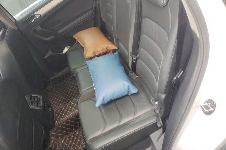 Used Volkswagen Tiguan L 2021 330TSI Automatic Two-Wheel Drive Smart Edition
