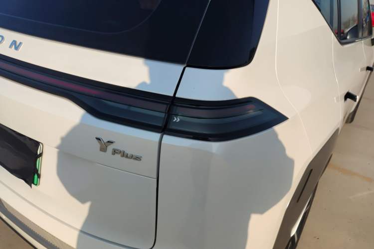 Used AION Y 2023 Younger Star Edition
