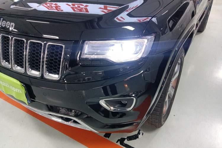 Used  Grand Cherokee 2015 3.6L Luxury Navigation Edition