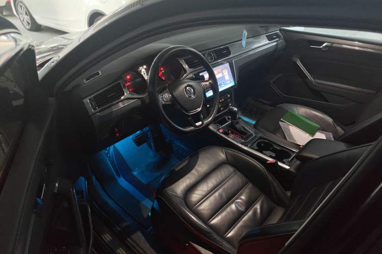 Used Volkswagen Passat 2017 330TSI DSG Luxury Edition