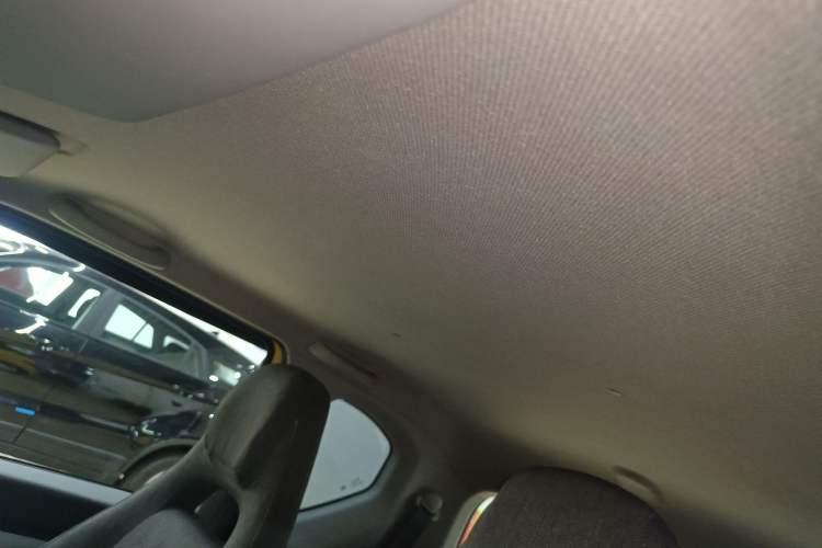 Used Wuling Hongguang MINIEV 2022 Macaron Premium Model – Lithium Iron Phosphate
