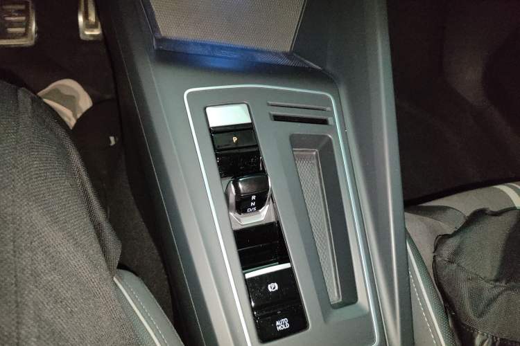 Used Volkswagen Golf 2023 280TSI DSG R-Line Lite
