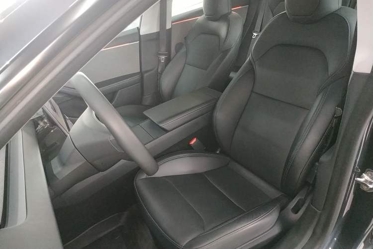 Used Tesla Model 3 2023 Rear-Wheel-Drive Version
