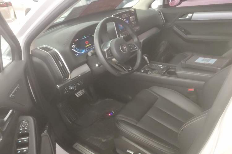 Used BYD Tang 2018 2.0T Automatic SmartConnect Prestige 7-Seater China V Standard