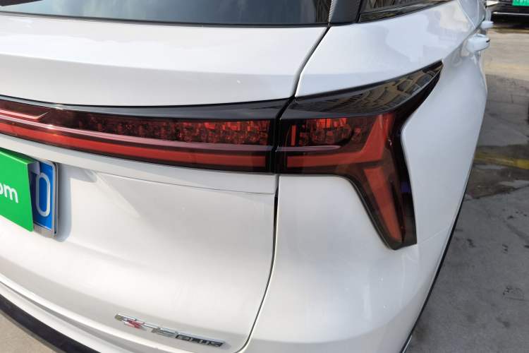 Used Changan CS75 PLUS 2024 3rd Generation Champion Edition 1.5T Intelligent Drive Dynamic Model
