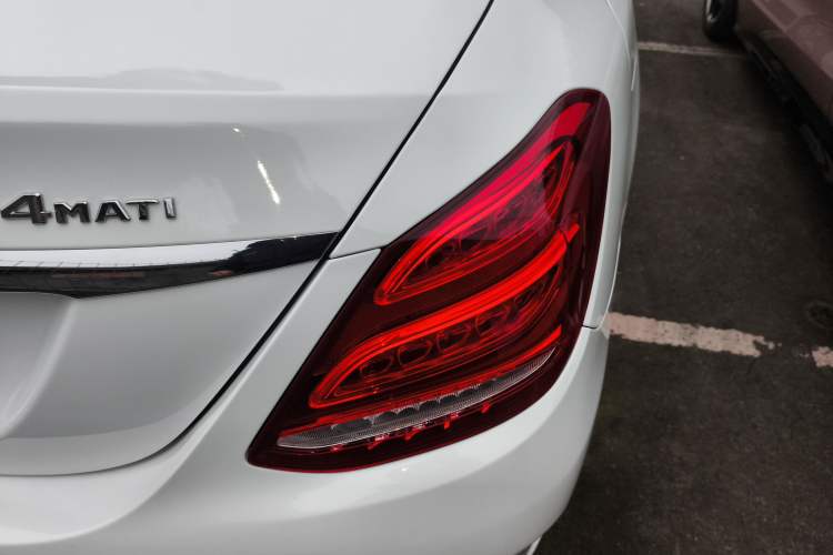 Used Mercedes-Benz C-Class 2015 C 260 L Sport Edition