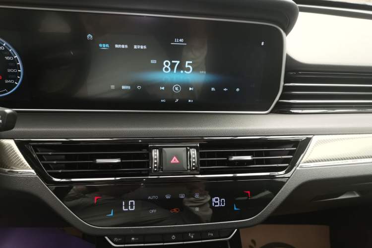 Used Hongqi HS5 2019 2.0T Smart Connect Flagship All-Wheel-Drive Version
