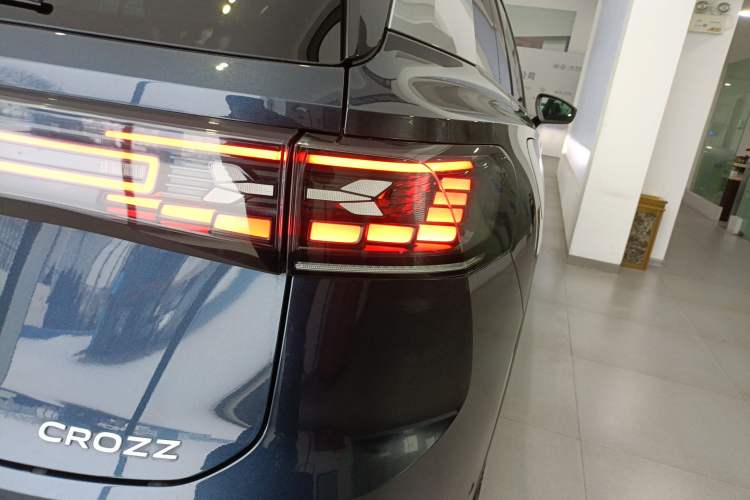 Used Volkswagen ID.6 CROZZ 2022 Long-Range PRO Edition
