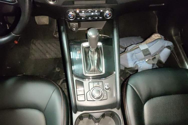 Used Mazda CX-5 2017 2.0L Automatic 2WD ZhiShang Trim China V Standard
