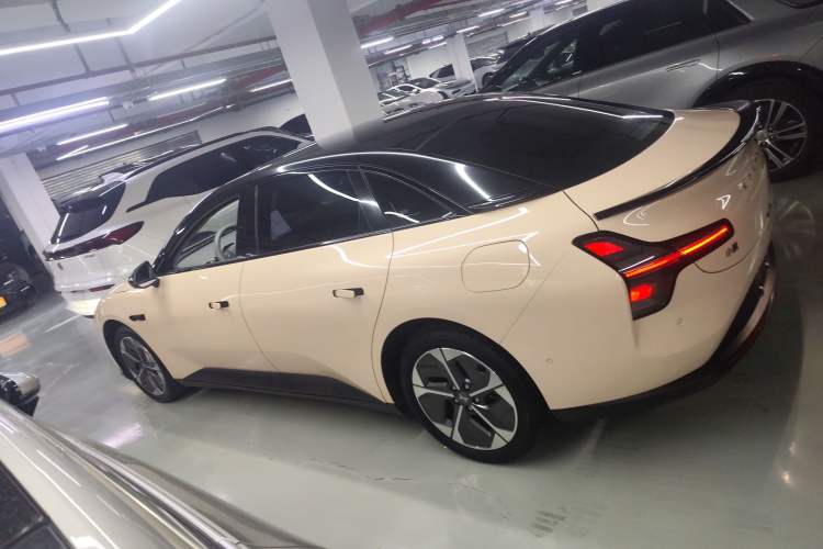 Used XPeng MONA M03 2024 620 with Ultra-Long Range
