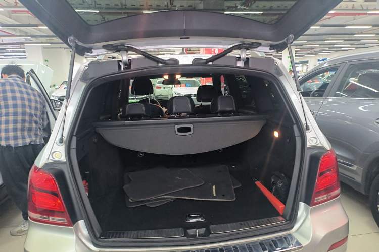 Used Mercedes-Benz GLK-Class 2015 GLK 300 4MATIC Fashion Edition Ultimate Version
