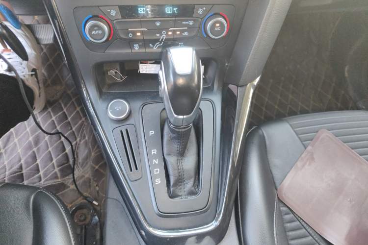 Used Ford Focus 2017 Hatchback 1.6L Automatic Fashion Edition Smart Drive Version