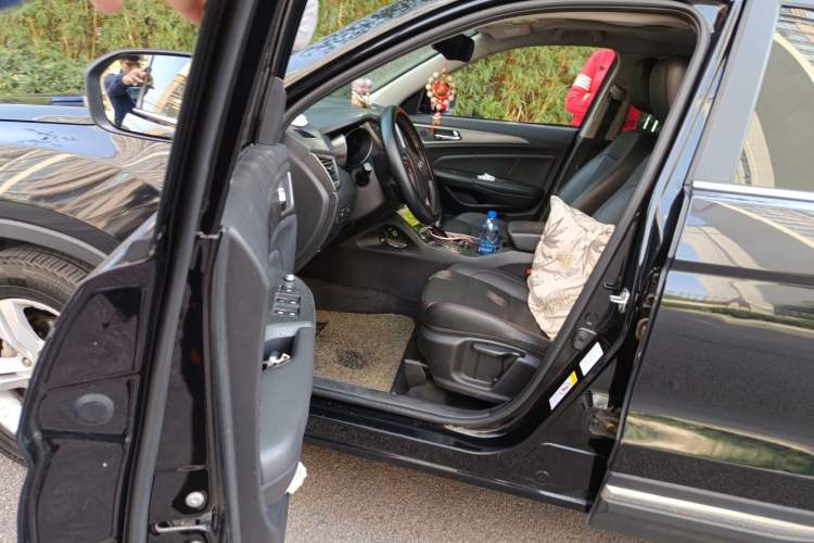 Used Changan CS75 2014 1.8T Automatic Elite Model China IV Standard
