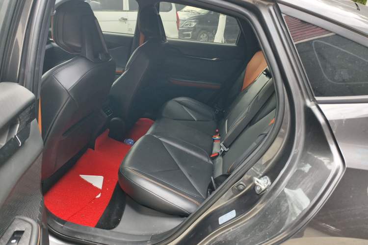 Used Changan UNI-V 2022 1.5T Prestige Version
