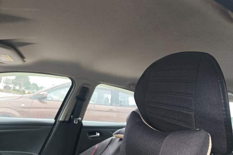 Used Peugeot 301 2014 1.6L Manual Comfort Edition