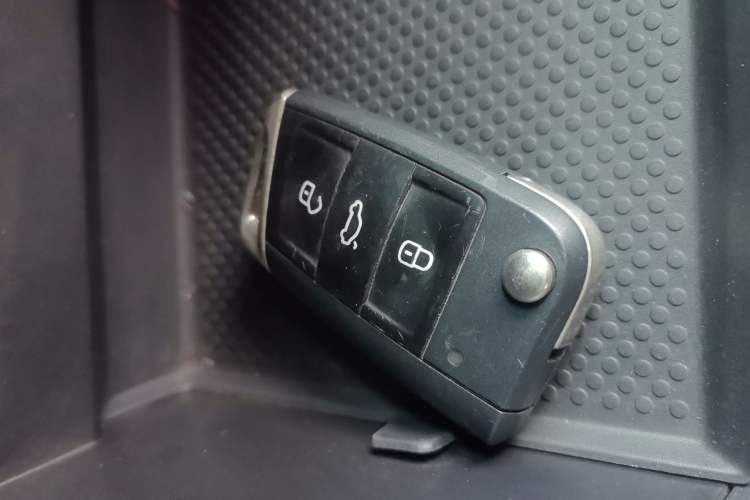 Used Volkswagen Tiguan L 2022 330TSI Automatic Two-Wheel Drive Comfort Edition
