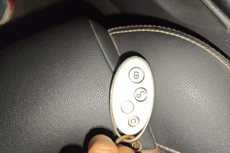 Used BYD Song 2017 Gaishe Upgrade Edition 1.5TID Automatic Elite Model
