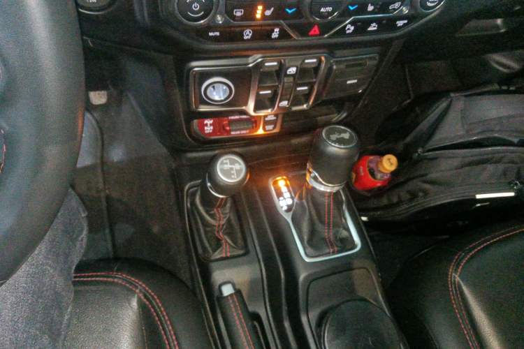 Used  Wrangler 2021 2.0T Robin Hood Four-Door Edition
