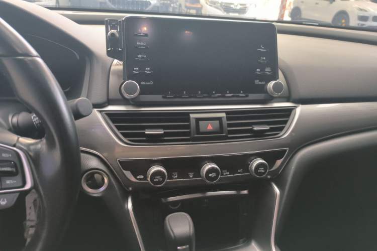 Used Honda Accord 2018 260TURBO Luxury Edition China VI
