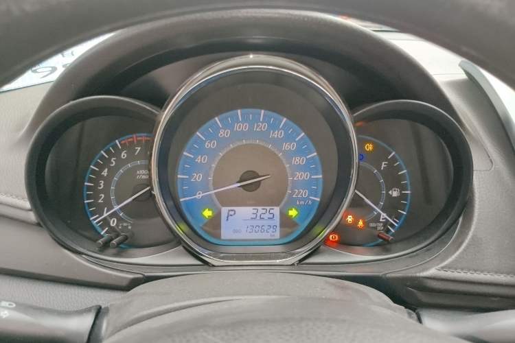 Used Toyota YARiS L 2015 1.5E Automatic Charm Edition
