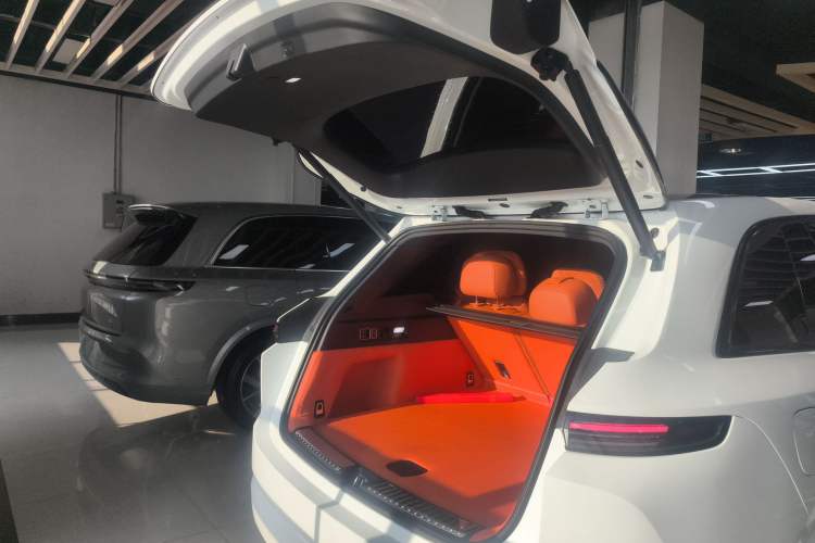 Used Li Auto L7 2024 Pro Model
