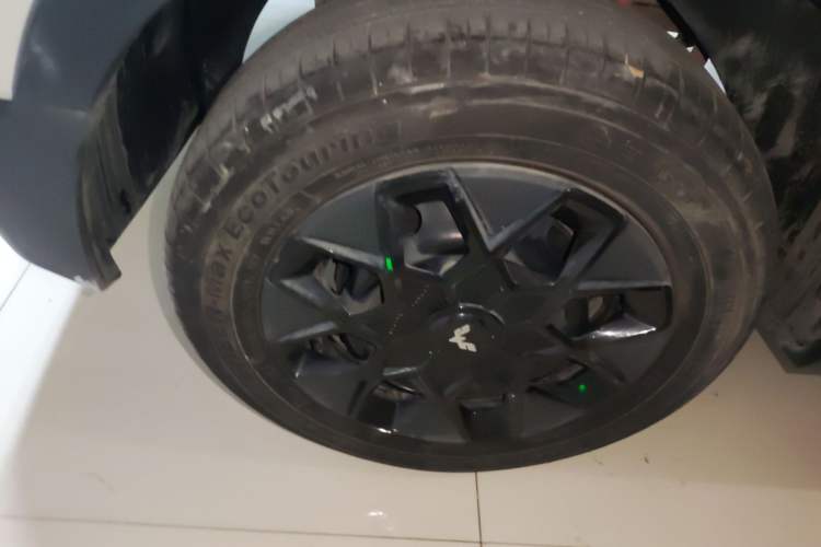 Used Wuling Hongguang MINIEV 2022 GAMEBOY 200km Play Edition with Lithium Iron Phosphate
