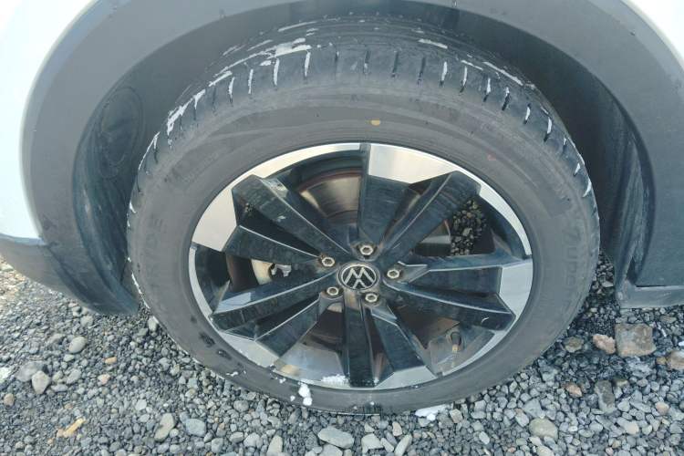 Used Volkswagen Tacqua 2021 200TSI DSG JoyConnect Edition