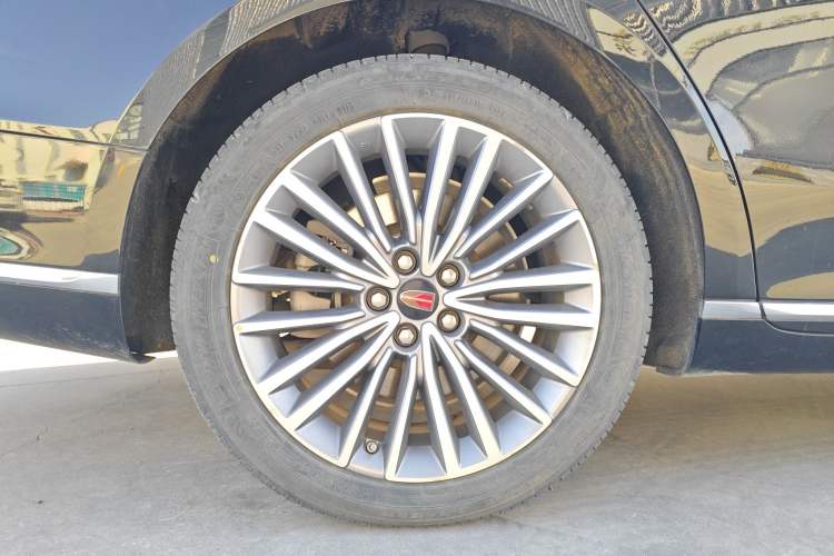 Used Hongqi H9 2023 2.0T Smart Connect Flagship Edition
