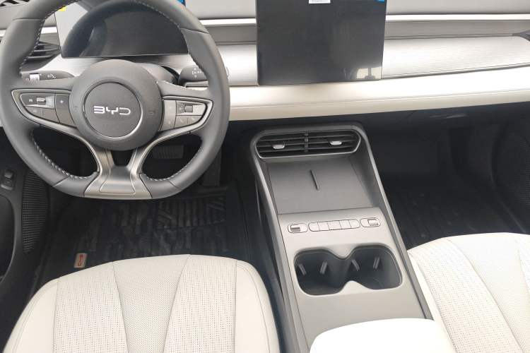 Used BYD Seal 05 DM-i 2025 DM-i Smart Drive 55KM Luxury Model
