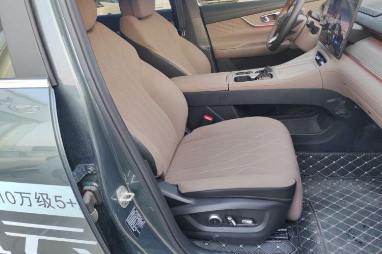 Used Chery Fengyun T8 2025 1.5T 130km Deluxe Version 5 Seats